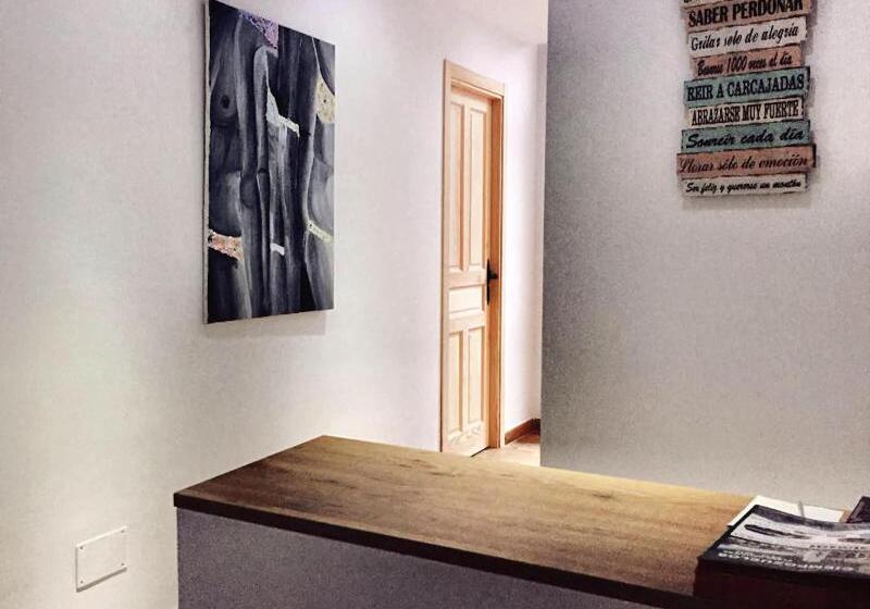 فندق صغير Hostal Ciempozuelos, Cerca Del Parque Warner Y Madrid