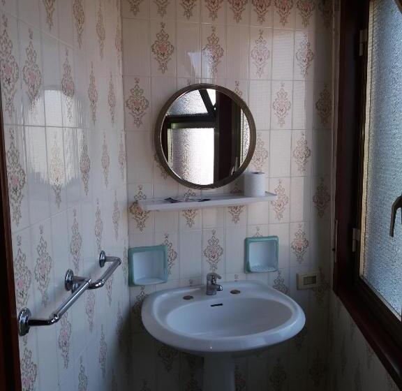 בית מלון כפרי Albergo Europa