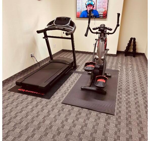 ホテル Aurora Park Inn & Suites