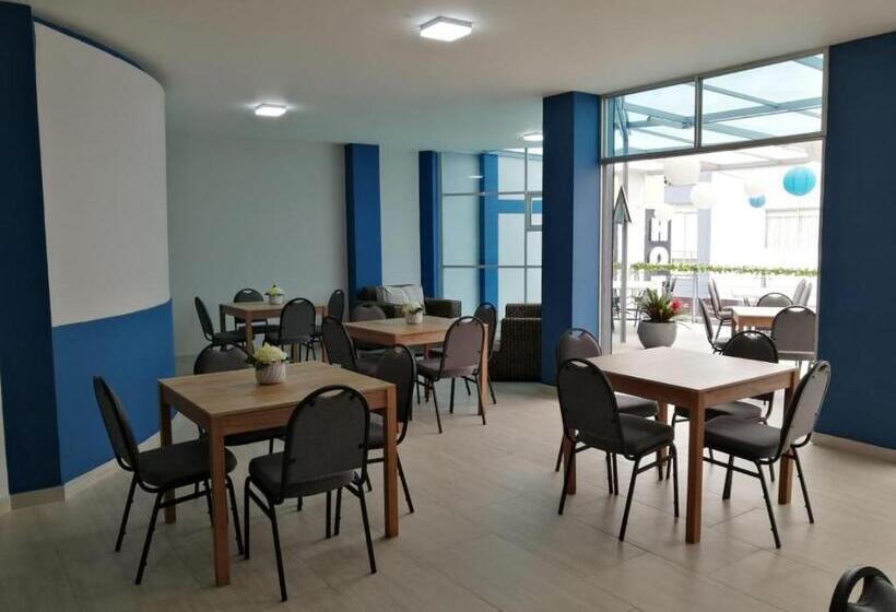 هتل Los Cristales