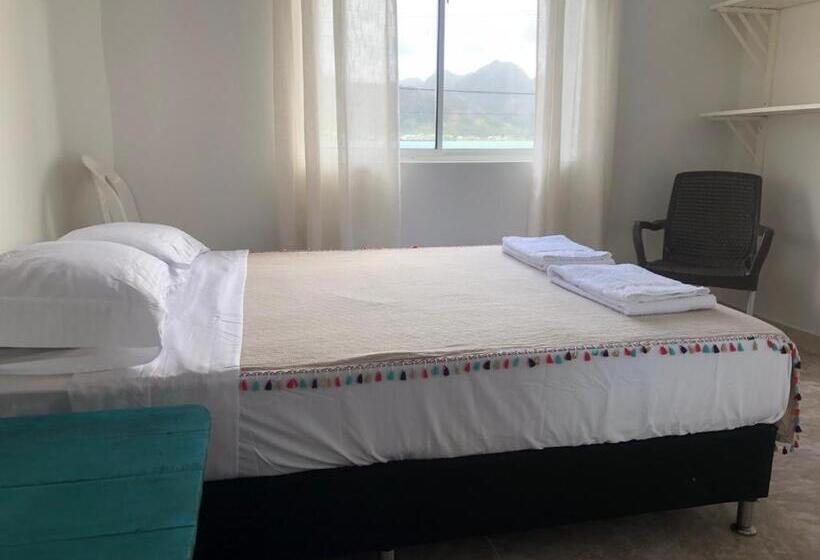 هتل Miss Francia´s Home