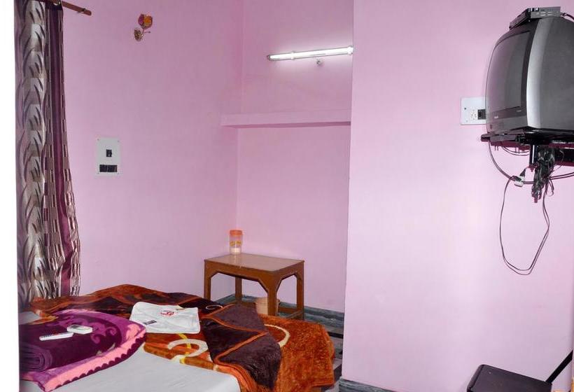 בית מלון כפרי Shri Mahant Guest House