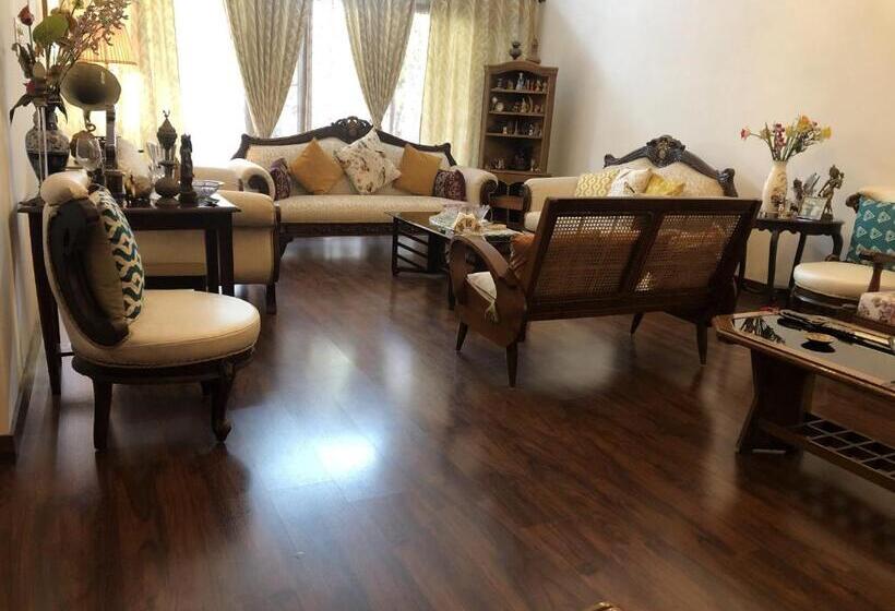 مبيت وإفطار Luxurious Homestay  Chandīgarh