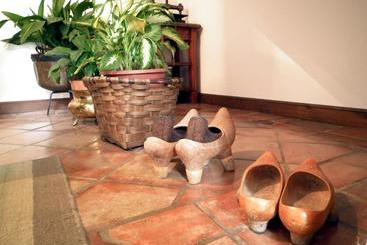 تختخواب و صبحانه Posada De Muño