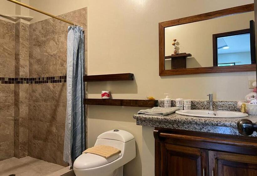 هتل Berlín International