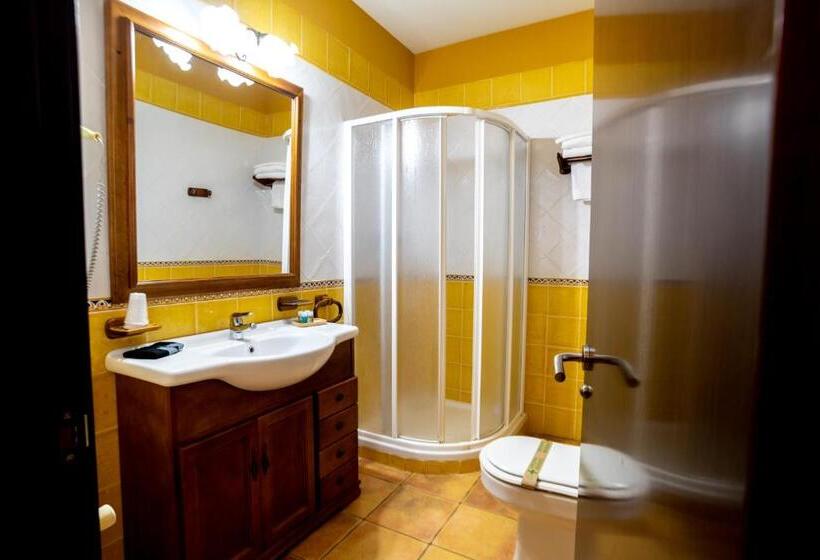 בית מלון כפרי Hostal El Guerrer