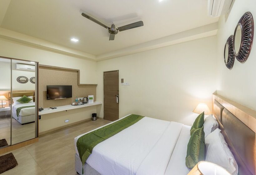 هتل Treebo Nestlay Airport Alandur