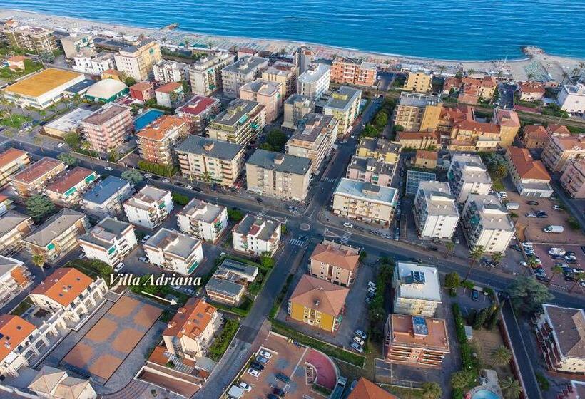 هتل Villa Adriana