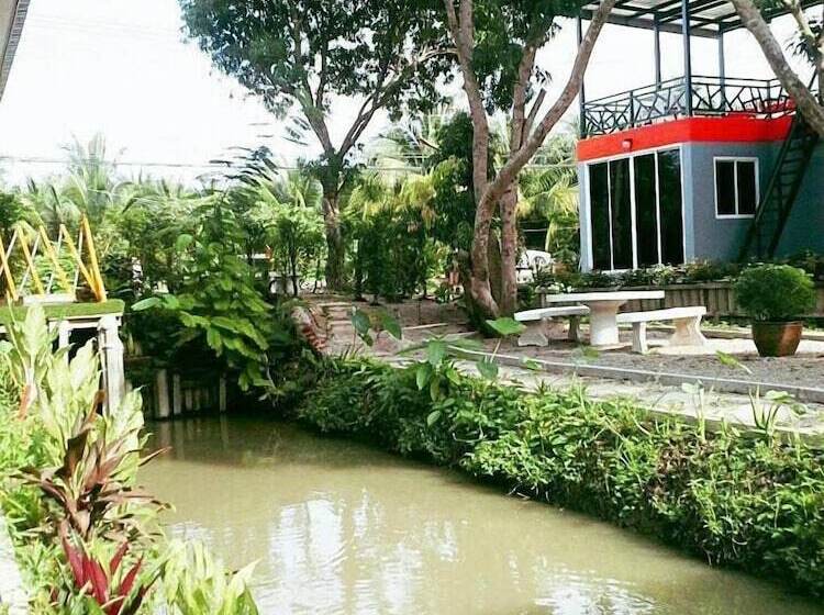 مُتل Meephawa Resort