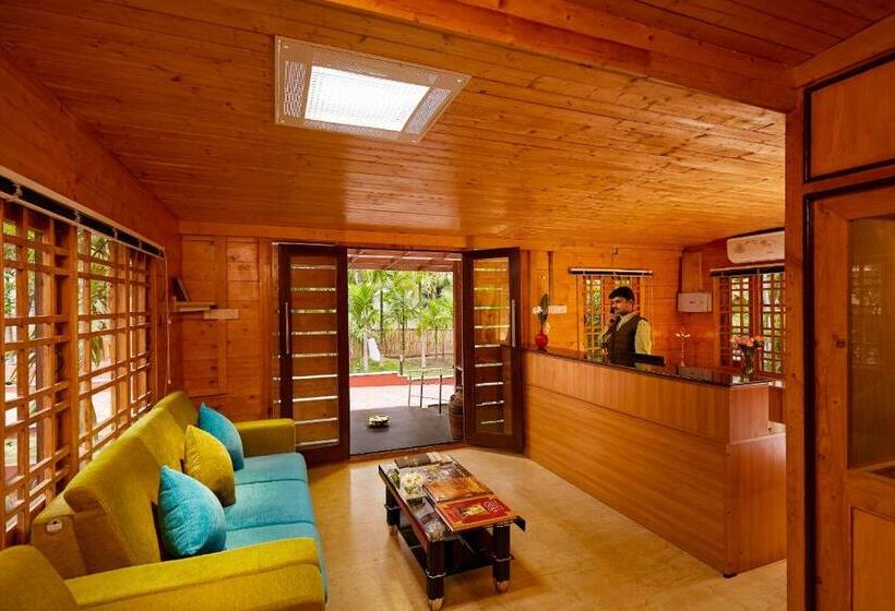 渡假胜地  Sterling Anaikatti