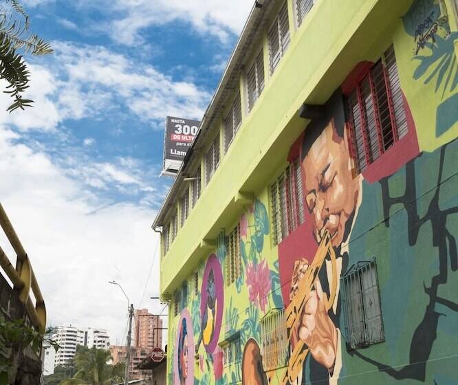 تختخواب و صبحانه Deportel Cali