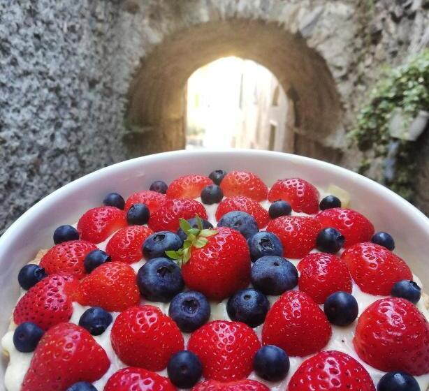 تختخواب و صبحانه La Rocca Maison De Charme