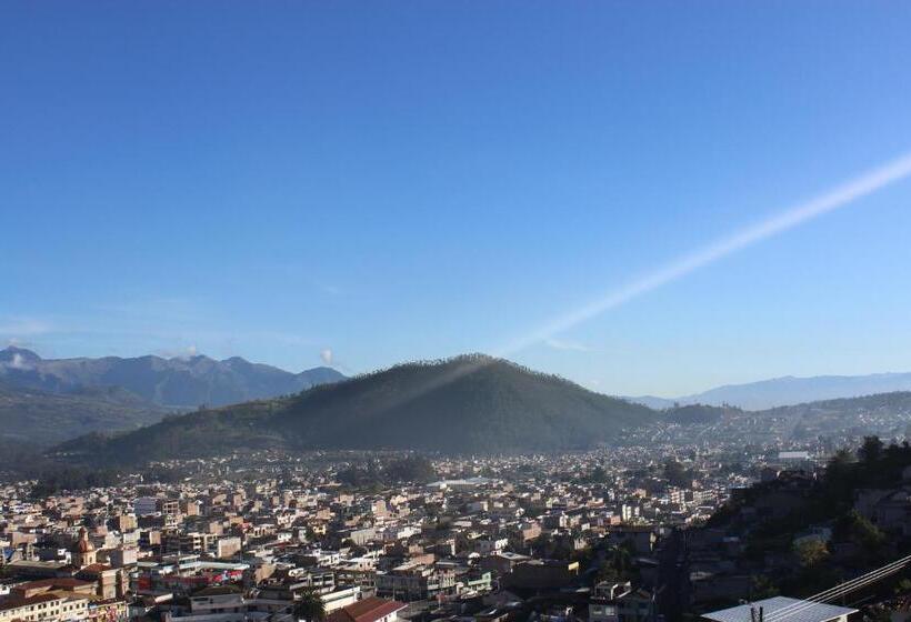 هتل Hostal Mirador De Otavalo