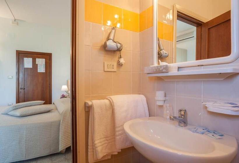 فندق La Cantinella