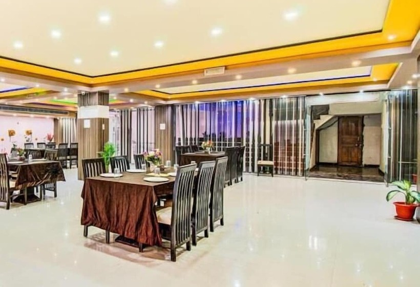 בית מלון כפרי Sarweshwary