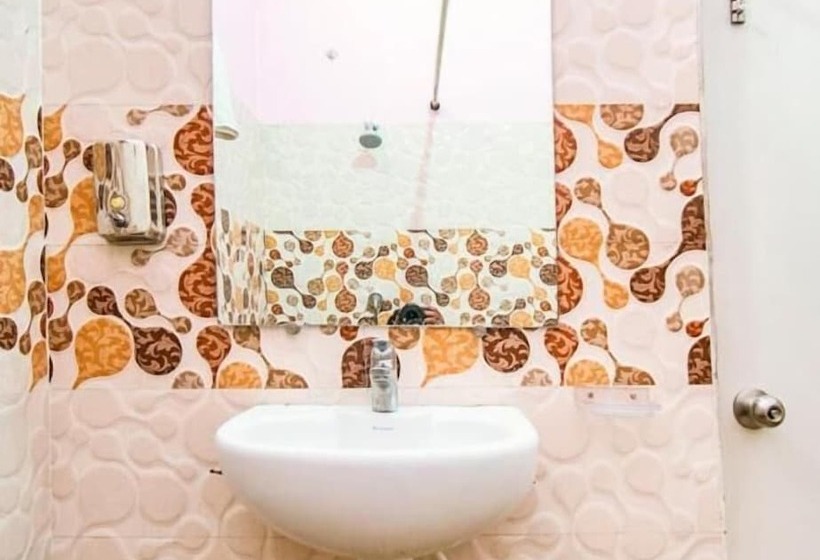 בית מלון כפרי Sarweshwary