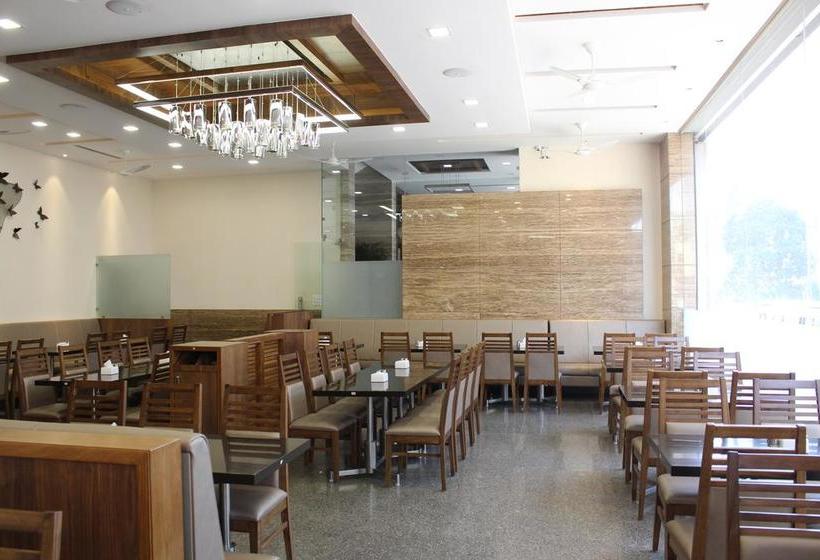 בית מלון כפרי Silver Oak