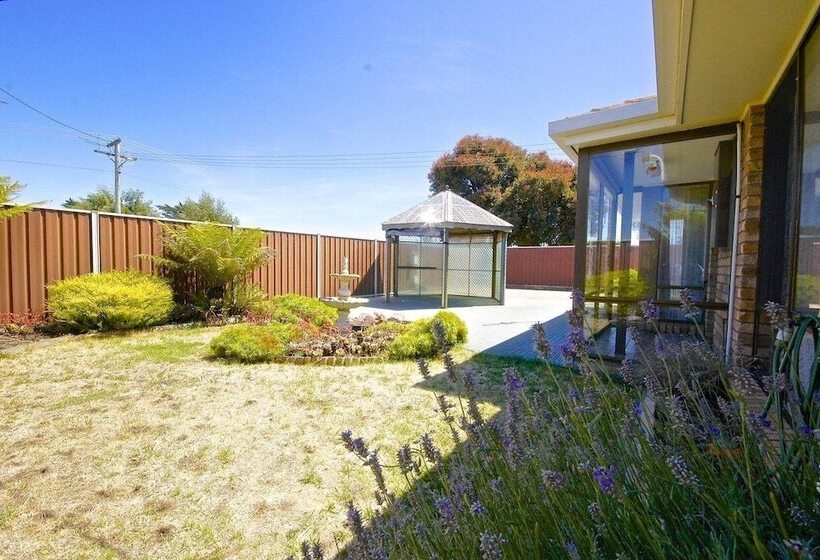 Ocean Beach Villa