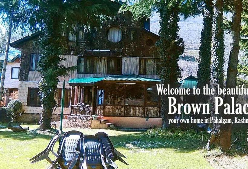 리조트 Brown Palace