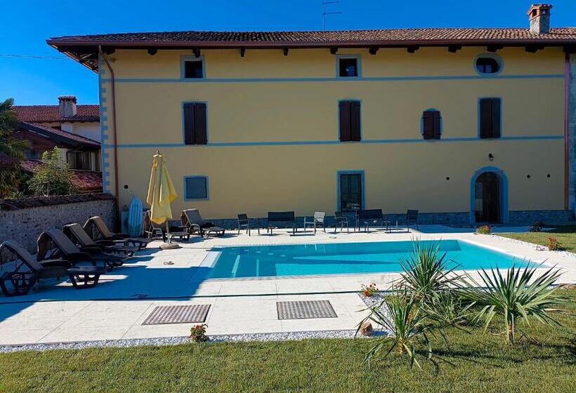 مبيت وإفطار Casa Pellis