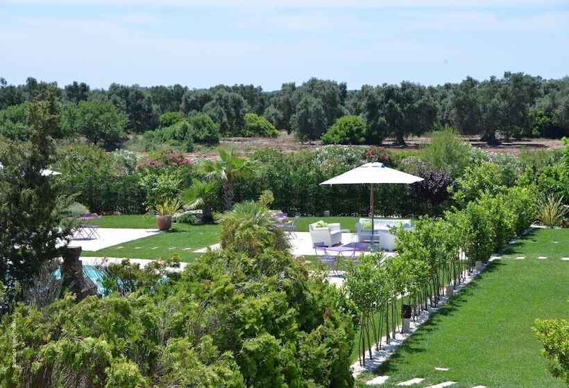 Bed and Breakfast Le Scuderie  Castello Monaci