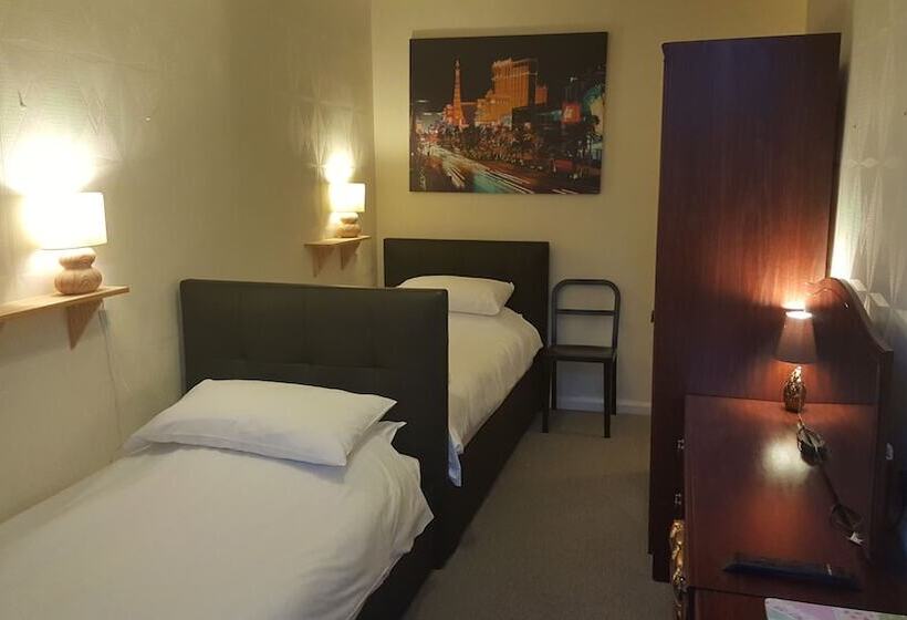 تختخواب و صبحانه Maindee Guest House