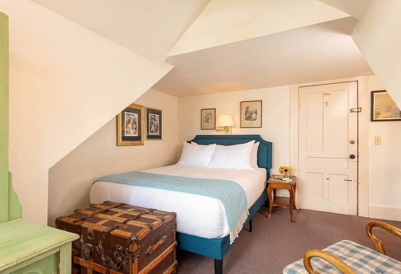 צימר Old Stagecoach Inn