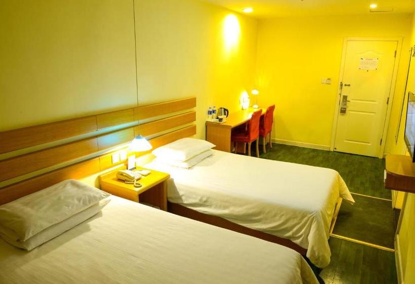 בית מלון כפרי Home Inn Pingxiang Lvyin Square