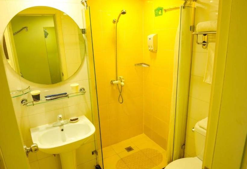 בית מלון כפרי Home Inn Pingxiang Lvyin Square