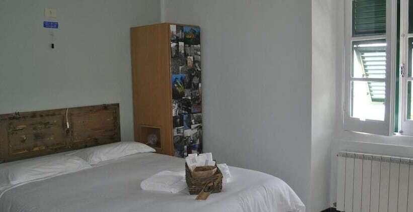 تختخواب و صبحانه Al Piccolo Scoglio   Room & Breakfast