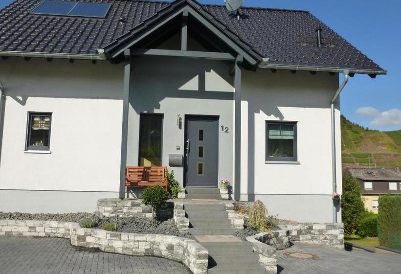 ベッドアンドブレックファースト Pension Susanne