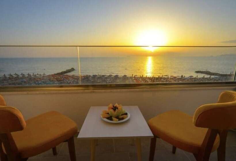 בית מלון כפרי Elesio