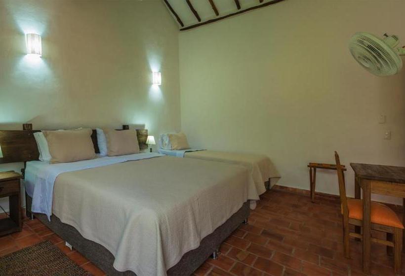 هتل Hacienda Macedonia