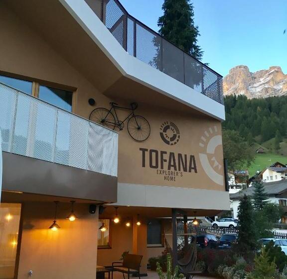 Отель Tofana