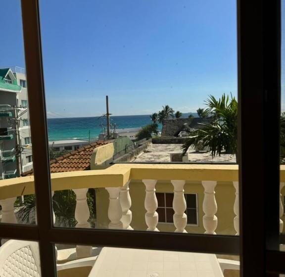 استراحتگاه Las Palmeras By Graziano