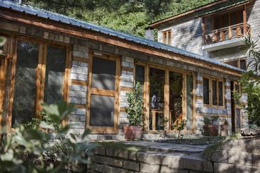 استراحتگاه Zone Connect Manali