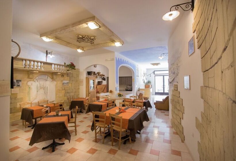 مبيت وإفطار Antico Borgo Marchese