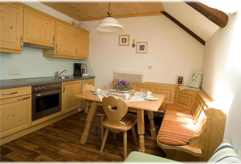 ベッドアンドブレックファースト Hauslhof