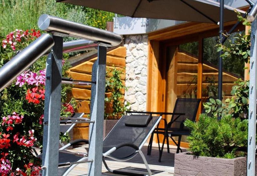 تختخواب و صبحانه Chambre Privãƒæ’ã‚â©e Avec Cuisine Et Salle De Bain Dans La Chambre, Winoka Lodge