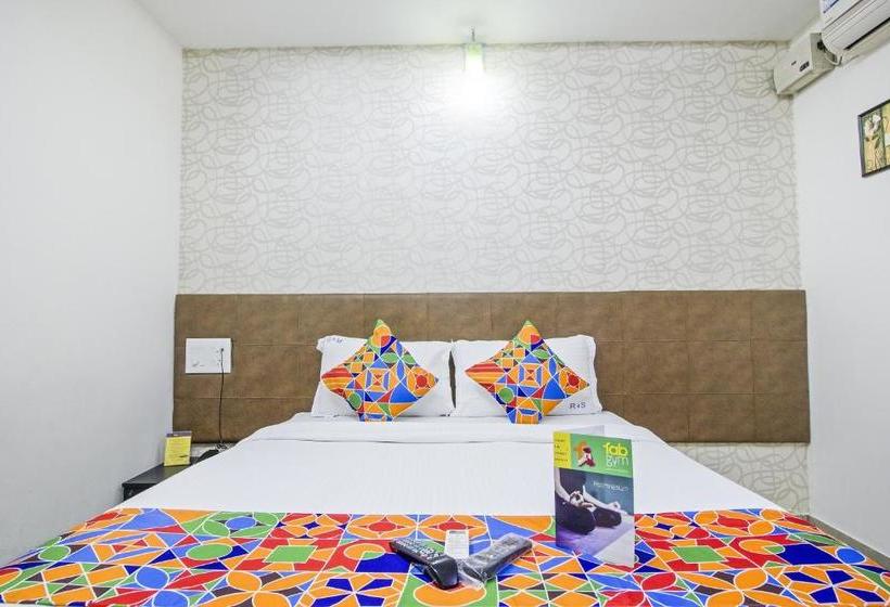 בית מלון כפרי Fab 4 Seasons Silk Board