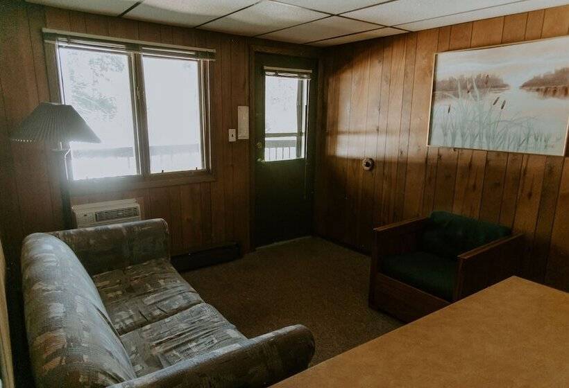リゾートホテル Silver Rapids Lodge