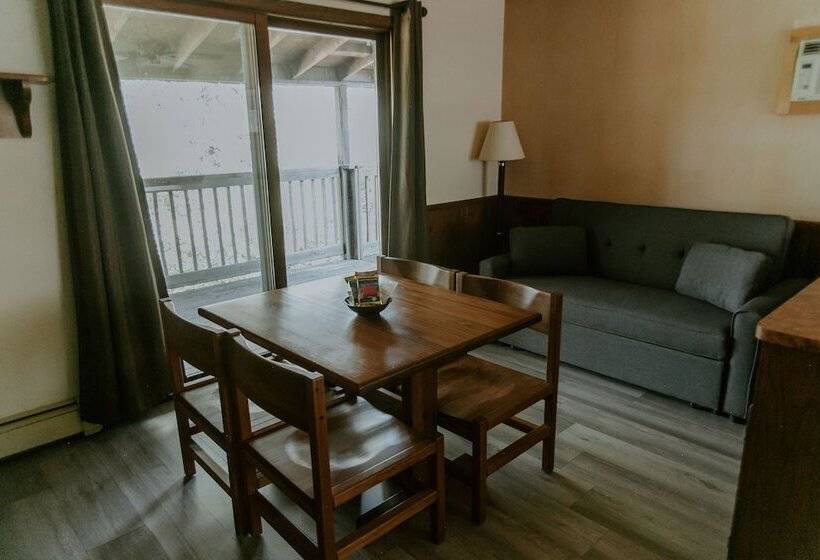 リゾートホテル Silver Rapids Lodge