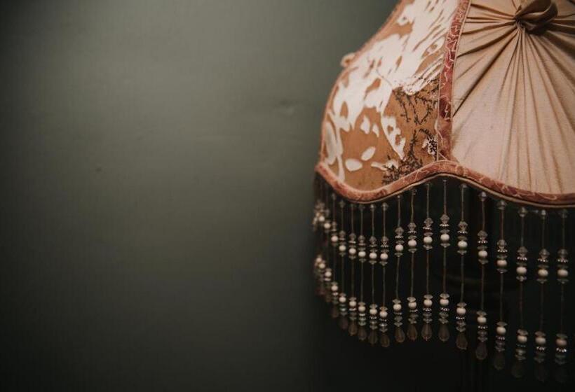 Spoon And The Stars Hostel