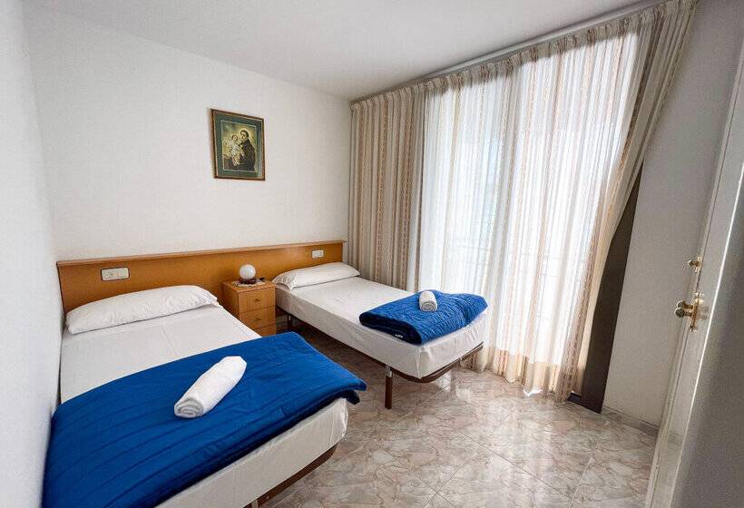 Apartamentos Mar Bella Segur De Calafell 3000