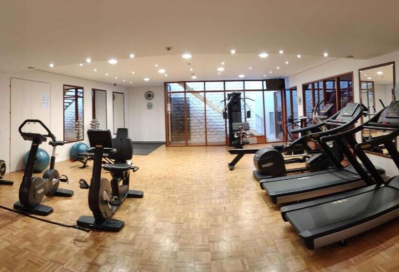 호텔 Des Colonies Brussels by Mercure