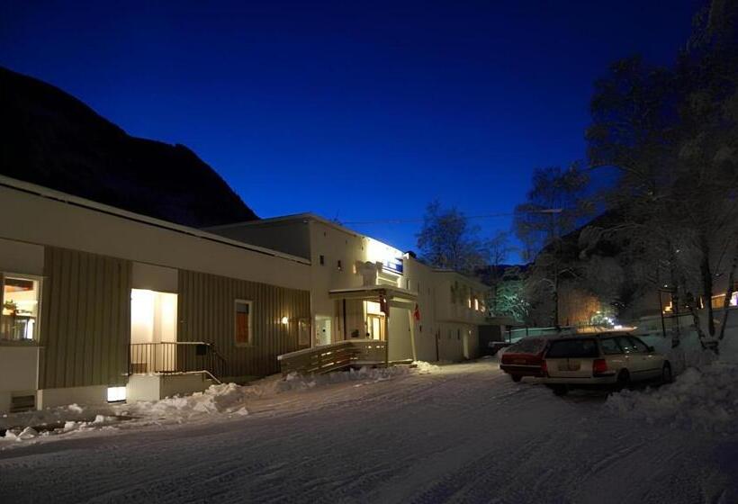 호스텔 Birkelunden Bed & Breakfast