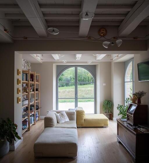 مبيت وإفطار Agriturismo Colle Casini Cortesi
