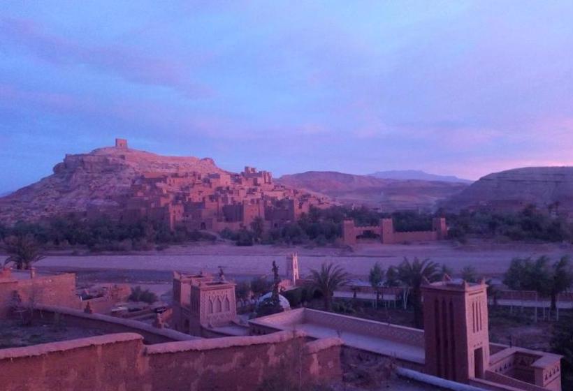 تختخواب و صبحانه Dar Mouna