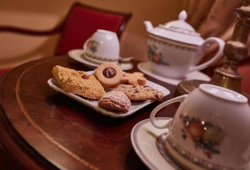فندق Albergo Trattoria Il Leone