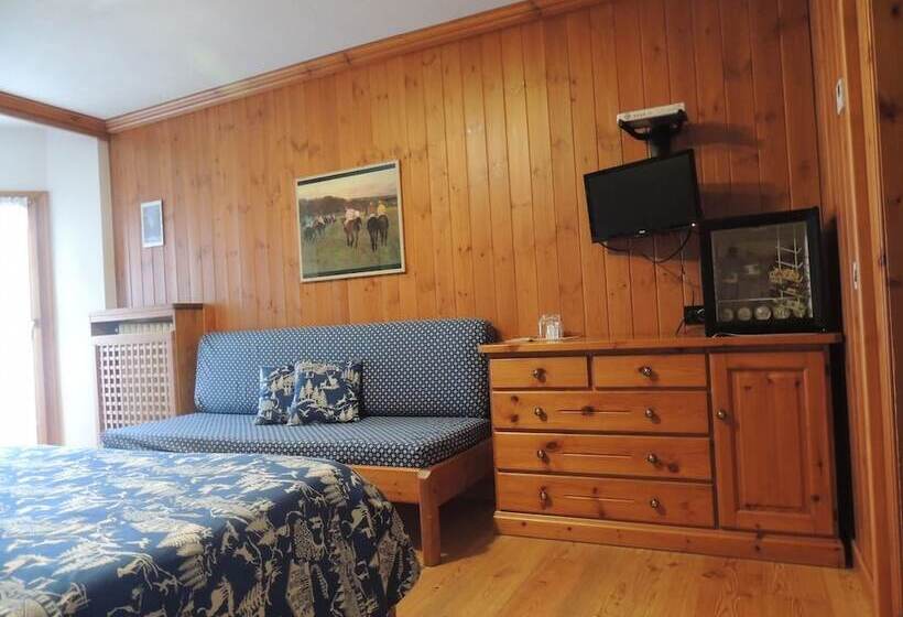 בית מלון כפרי Andossi